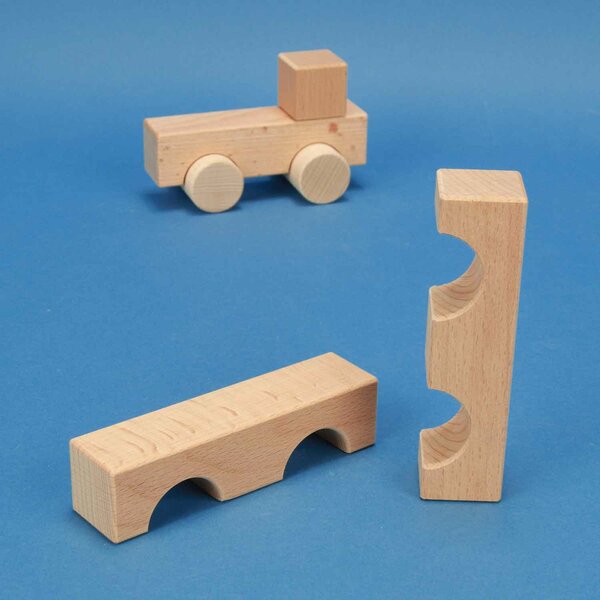 cubes en bois demi-percés 12 x 3 x 3 cm - 3 cm percés